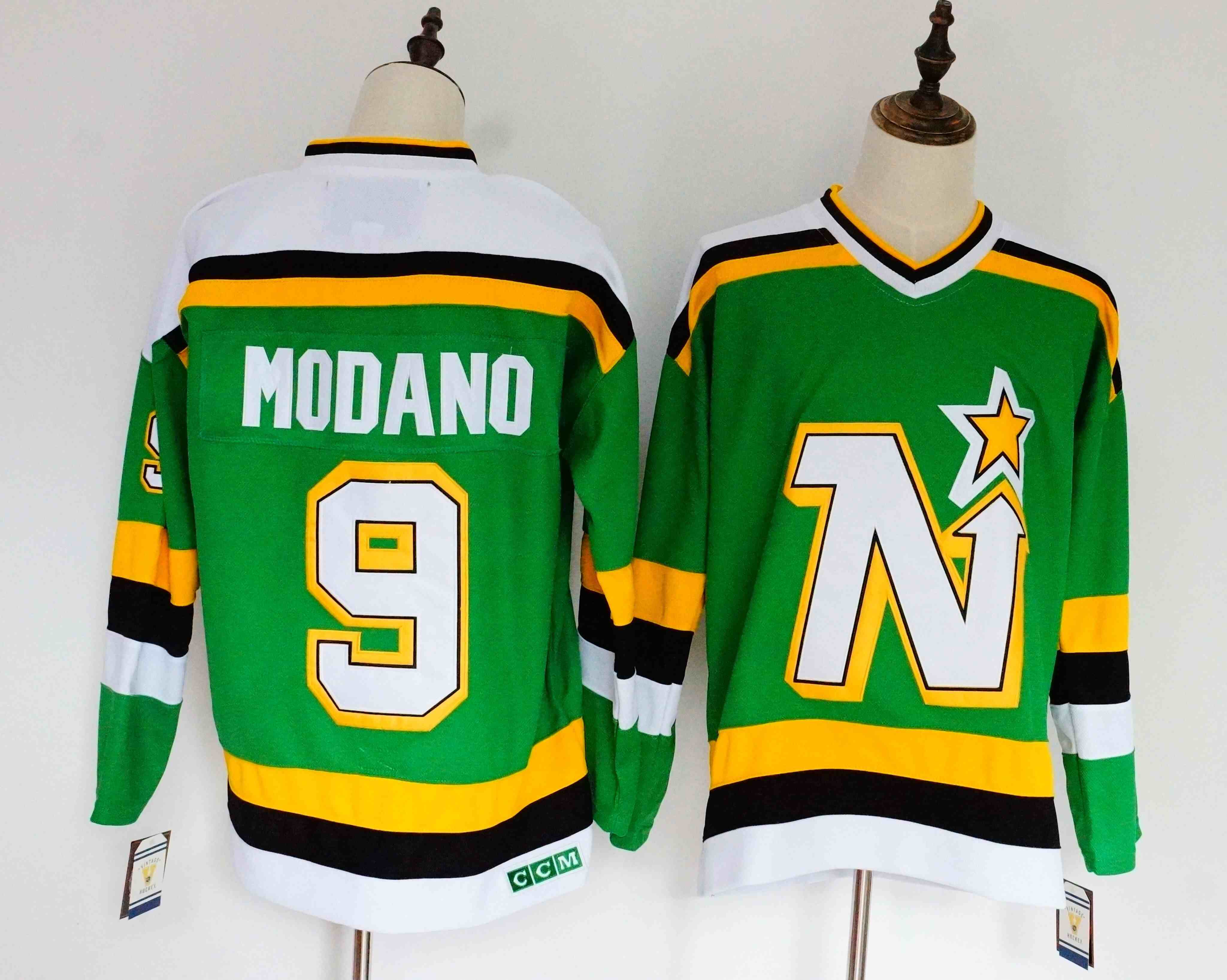 Stars 9 Mike Modano Green CCM Jersey