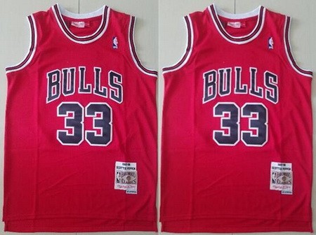 Men's Chicago Bulls #33 Scottie Pippen Red 1997 Throwback Swingman Jersey