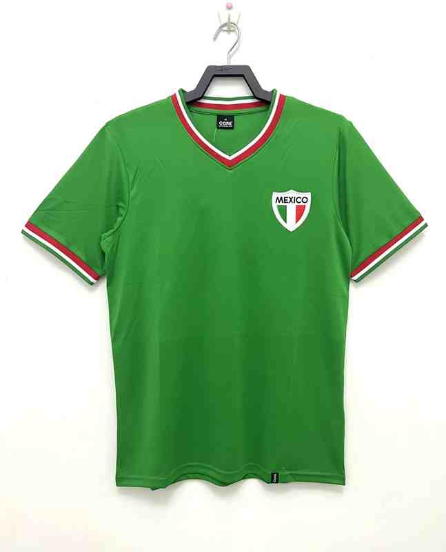 Retro 1970 Mexico home