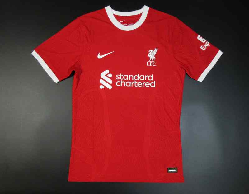 Men's Liverpool 2023-24 home Player version