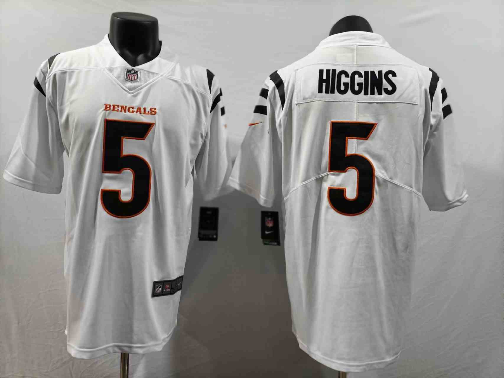 Men's Cincinnati Bengals #5 Tee Higgins White Vapor Untouchable Limited Stitched Jersey
