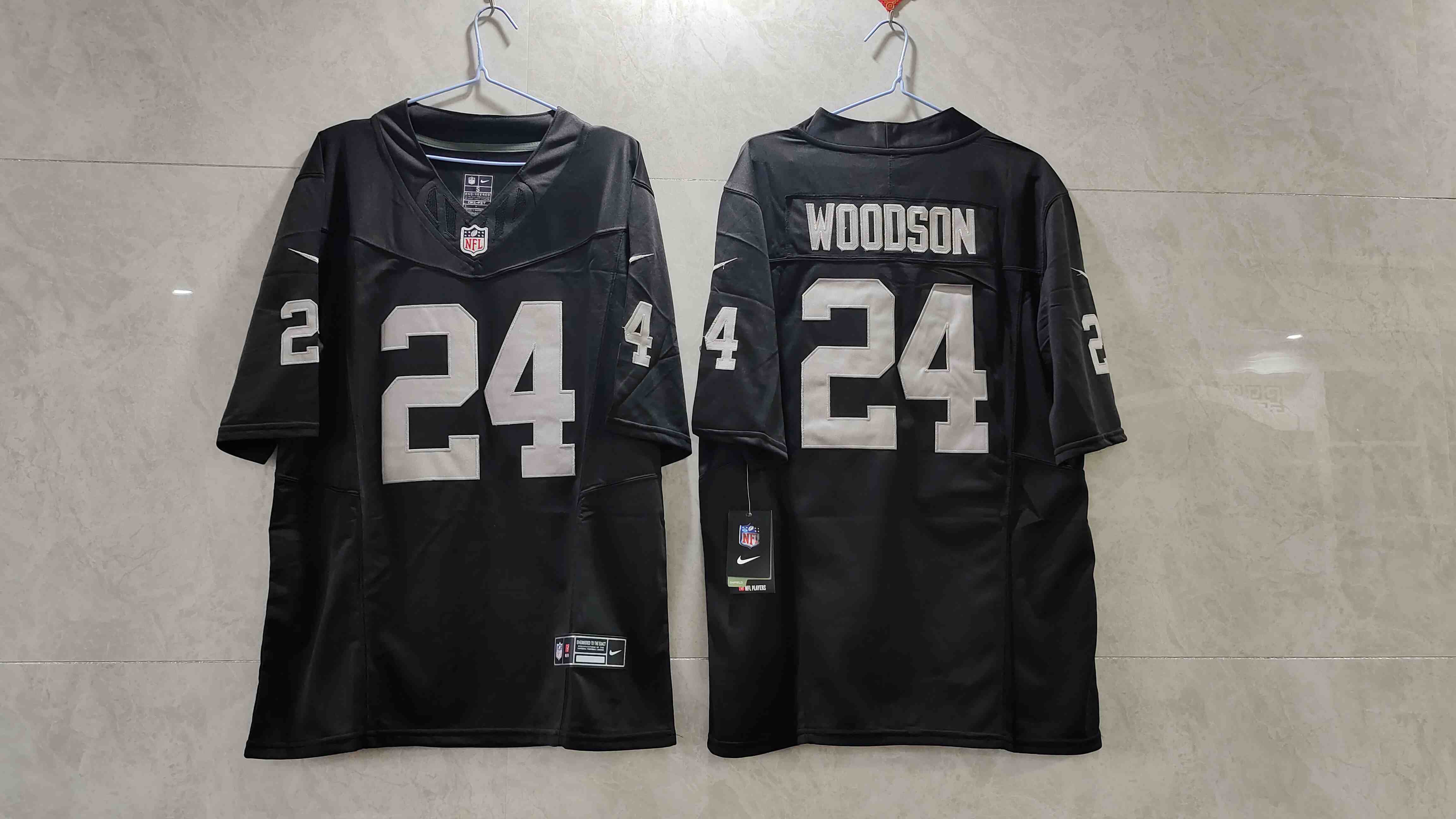 Men's Las Vegas Raiders #24 Charles Woodson Black 2023 F.U.S.E Vapor Untouchable Stitched Football Jersey