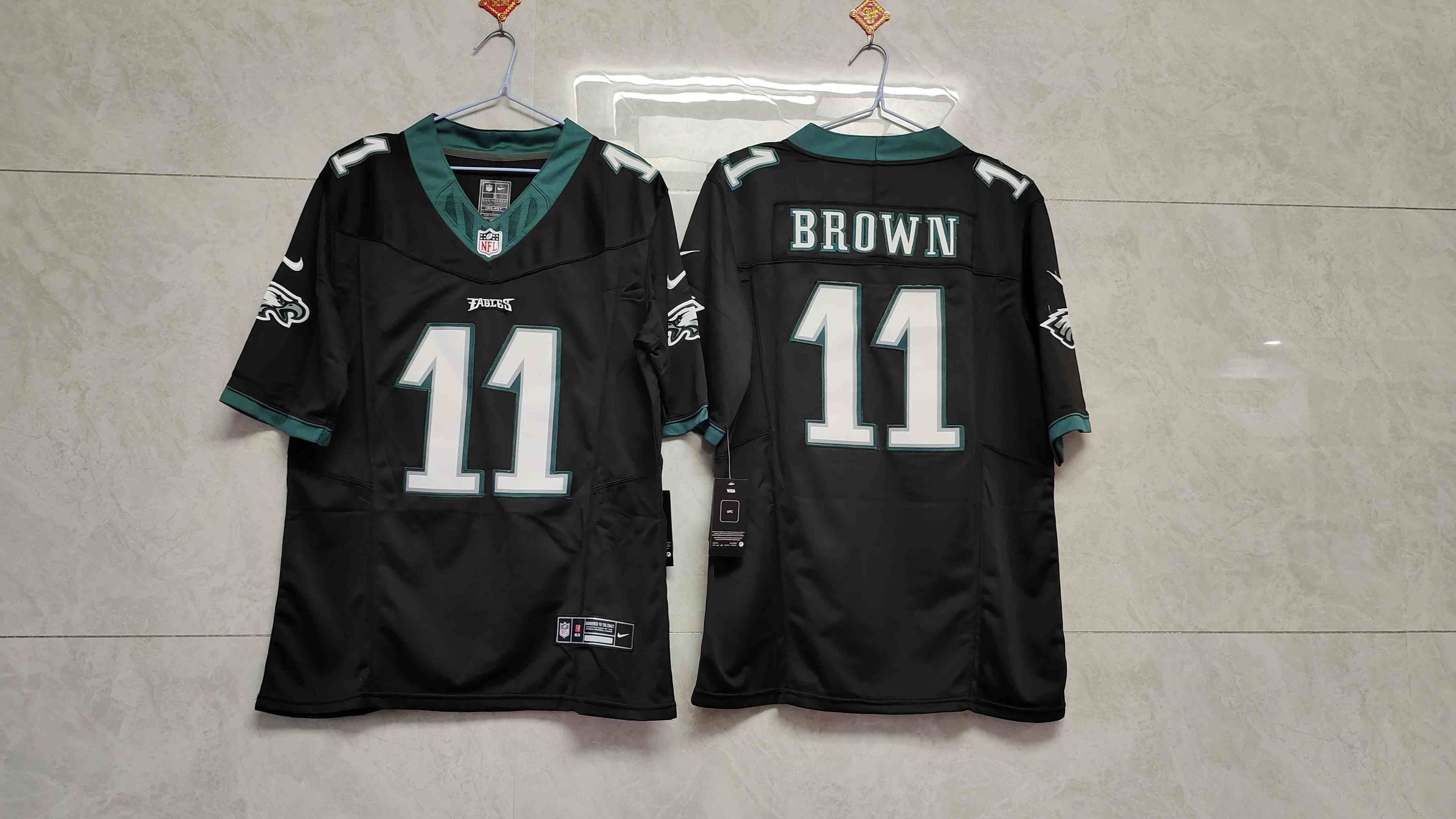 Men's Philadelphia Eagles #11 A.J. Brown Black 2023 F.U.S.E. Vapor Untouchable Limited Stitched Football Jersey