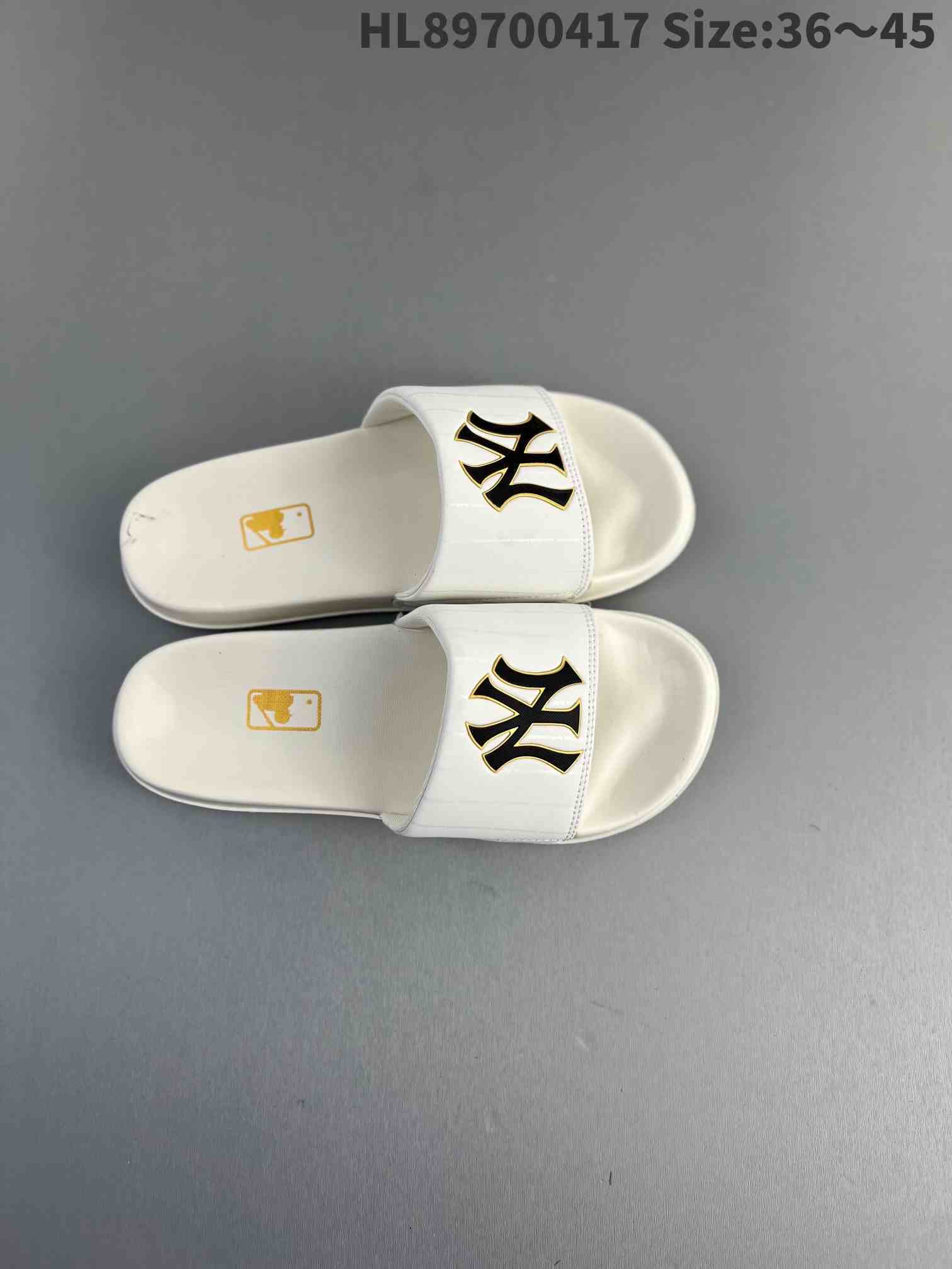 Men's New York Yankees Flip Flops 00