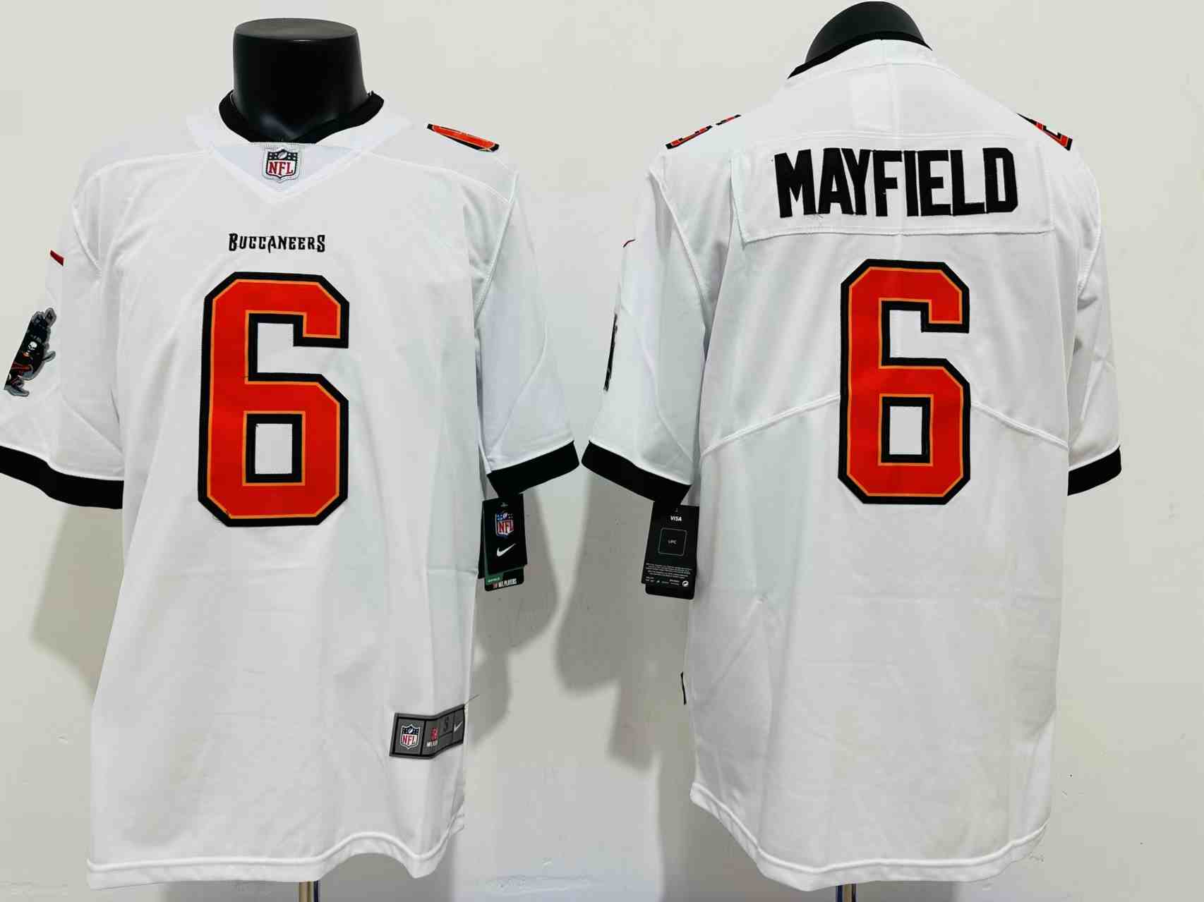Men's Tampa Bay Buccaneers #6 Baker Mayfield White Vapor Untouchable Limited Stitched Jersey
