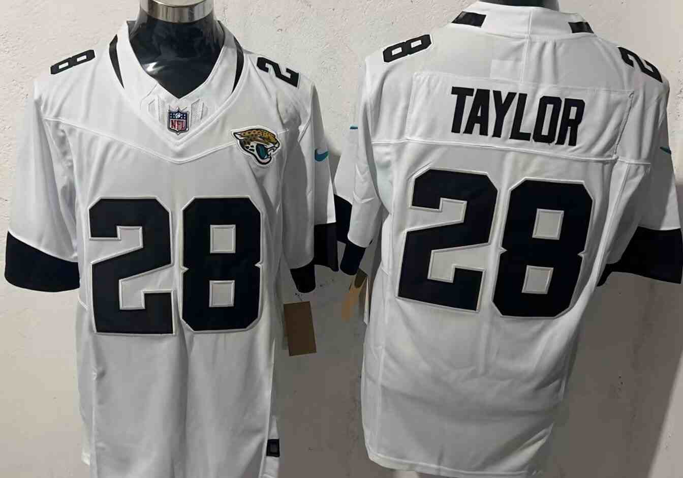 Men's Jacksonville Jaguars #28  Fred Taylor  White F.U.S.E Vapor Untouchable Limited Football Stitched Jersey