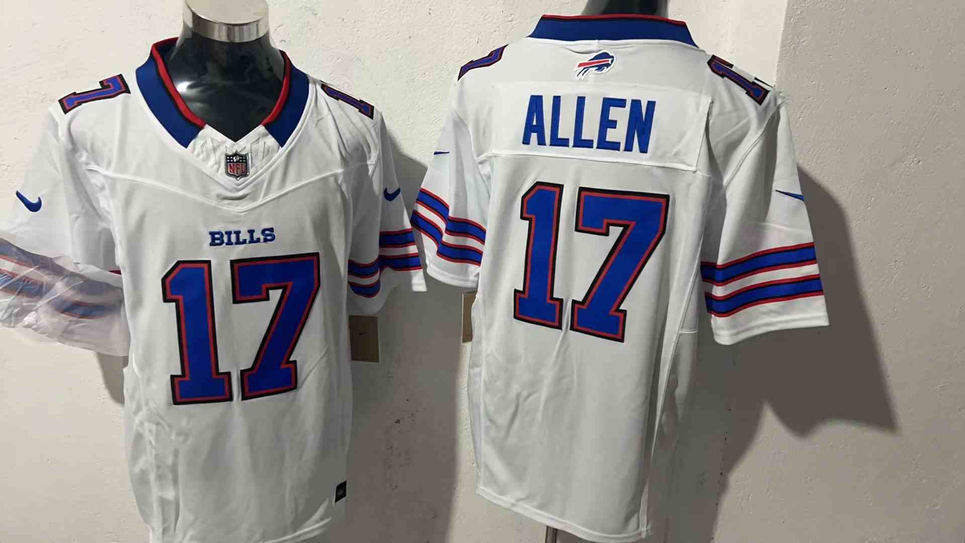 Men's Buffalo Bills #17 Josh Allen White Limited Football Stitched Jersey