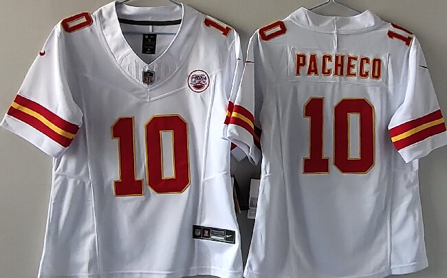 Women's Kansas City Chiefs #10 Isiah Pacheco White Vapor F.U.S.E. Limited Jersey