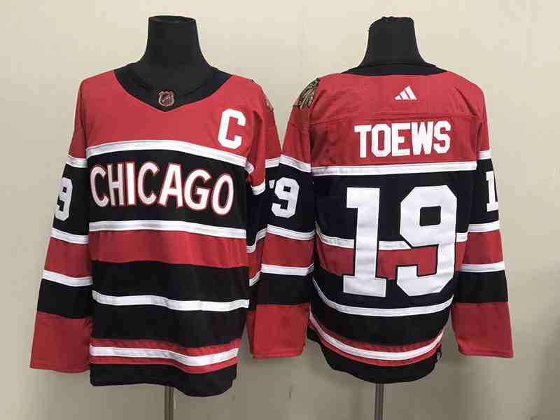 Mens Nhl Chicago Blackhawks #19 Jonathan Toews Black 2022-23 Reverse Retro Alternate Adidas Jersey