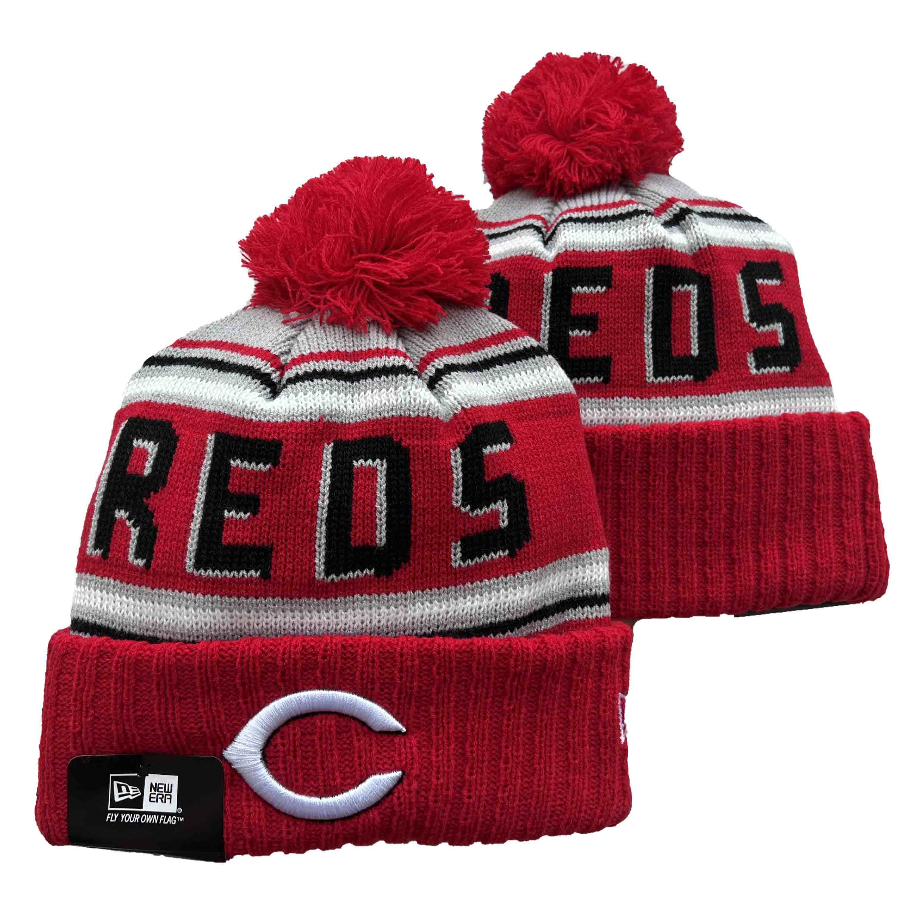 Cincinnati Reds knit hat YD