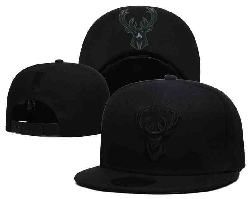 Milwaukee Bucks Snapback cap TX5