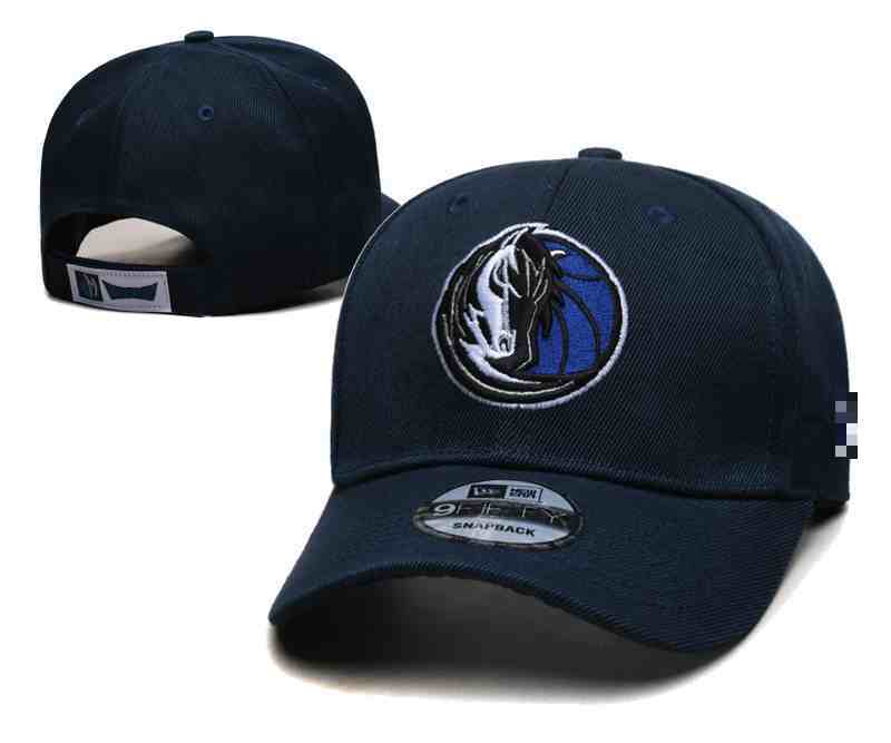 Dallas Mavericks Snapback cap TX3