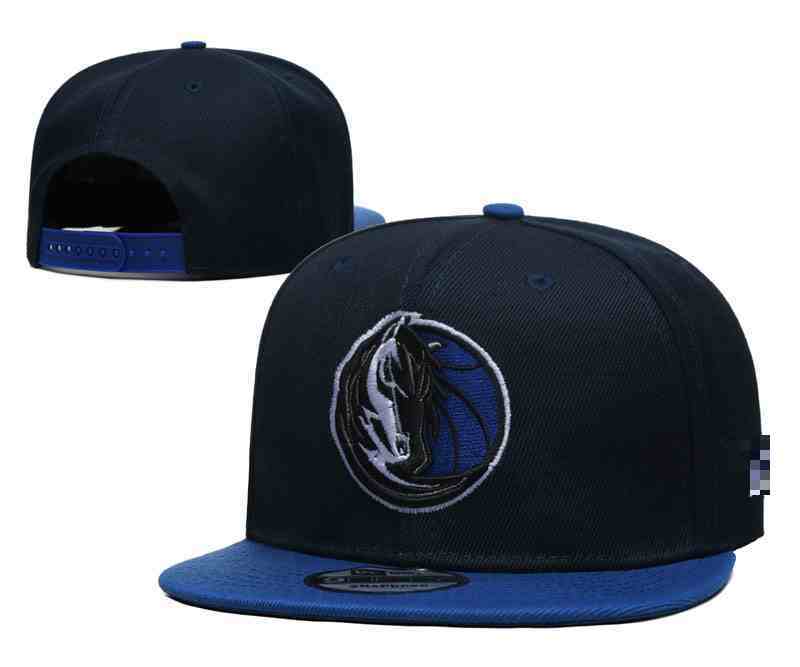 Dallas Mavericks Snapback cap TX7