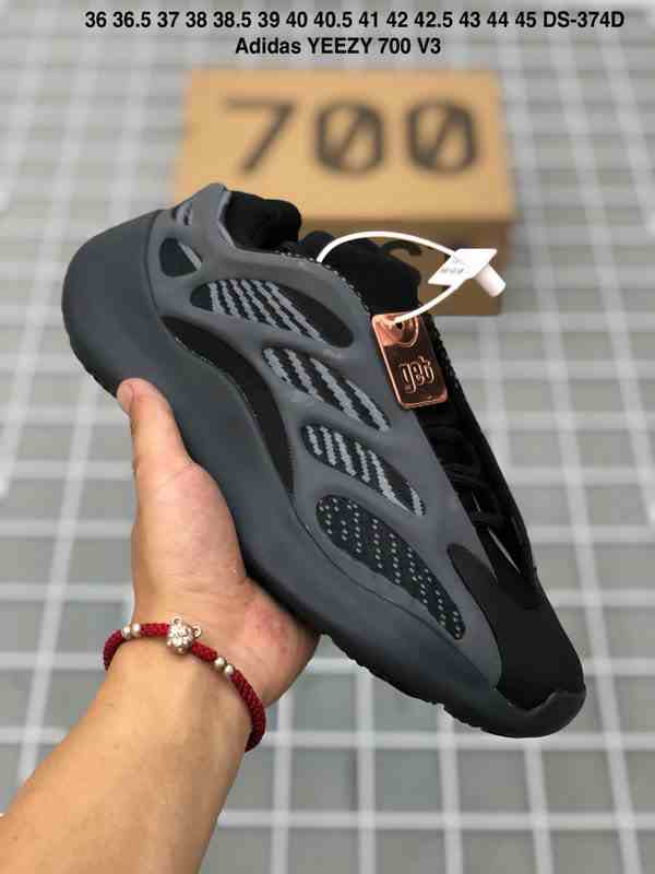 DS-374D Genuine Adidas Yeezy Boost 700 V3 Coconut 700 3rd Generation Popcorn Running Shoes Black