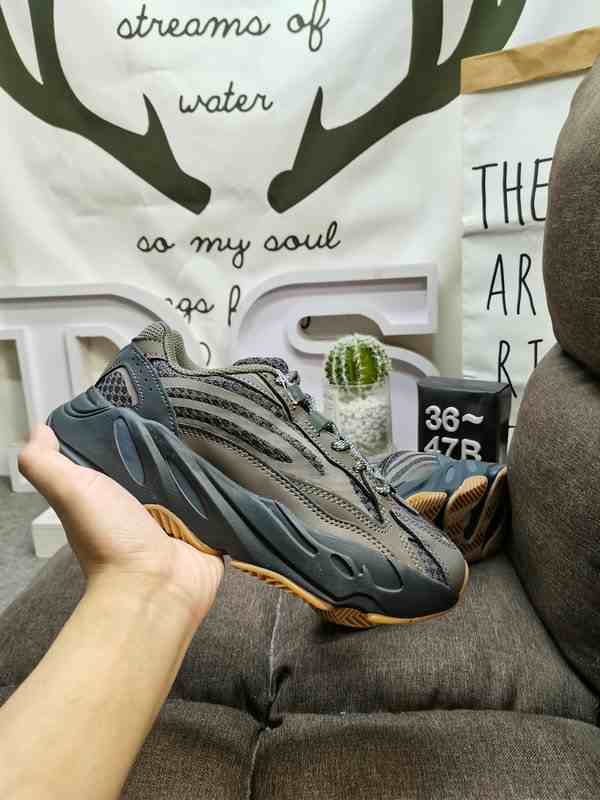 DS-053D BASF Foreign Trade Version Union Ride Kanye West x Adidas Yeezy 700 Runner V2 Inertia Popcorn Midsole Elevated Grandpa Style Versatile Casual Sports Retro Running Shoes  5