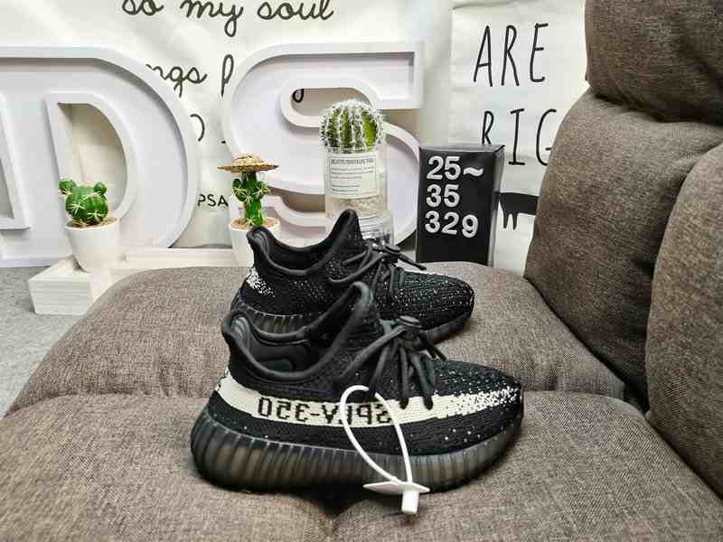 Kids Unisex Shoes YZY 350 V2 CMPCT KIDS Yeezy 350 Boost V2 Black White us8k-us3 shoes