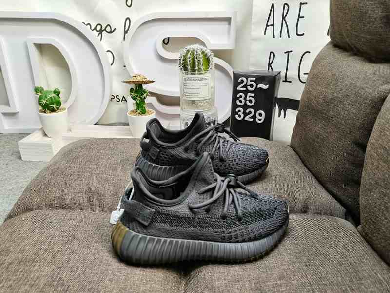 Kids Unisex Shoes YZY 350 V2 CMPCT KIDS Yeezy 350 Boost V2 Black us8k-us3 shoes 2