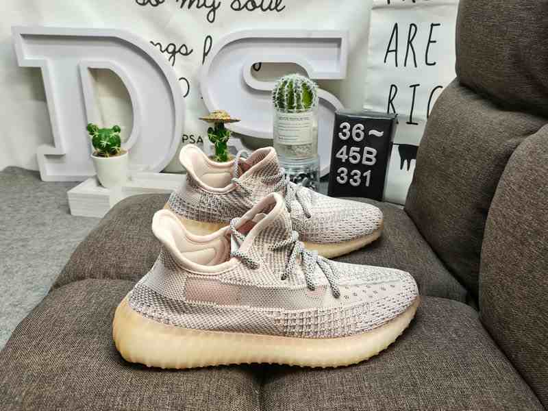 DS331 Men's  Women's  Shoes Yeezy 350 Boost V2 shoes ud5.5-us11  2