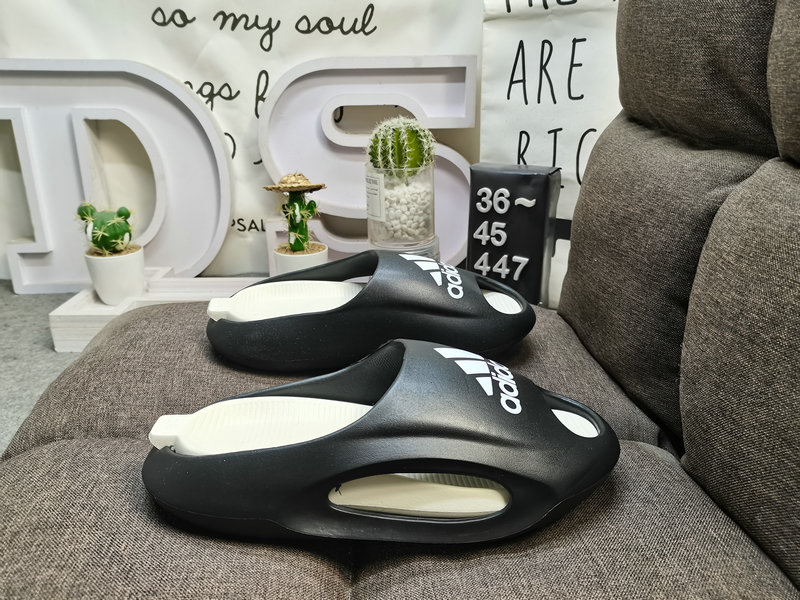 60DS-447D Adidas Genuine Exclusive Kanye West x Adidas Yeezy Slide Cloud Slides for Women and Men   Black