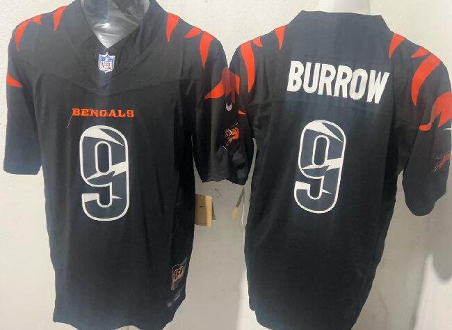 Men's Cincinnati Bengals #9  Joe Burrow Black F.U.S.E. Special Vapor Untouchable Limited Stitched Football Jersey