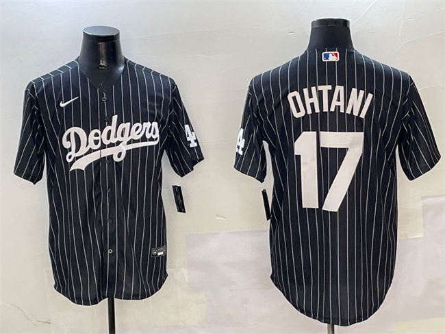 Men's Los Angeles Dodgers #17 Shohei Ohtani Black Cool Base Stitched Baseball Jersey