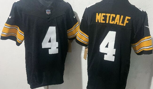 Men's Pittsburgh Steelers #4 DK Metcalf Black 2025 F.U.S.E. Vapor Untouchable Limited Stitched Jersey