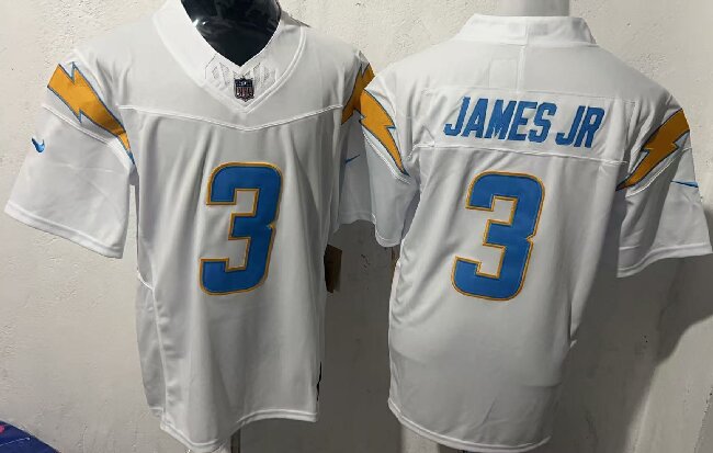 Men's Los Angeles Chargers #3 Derwin James Jr. White 2025 F.U.S.E. Vapor Untouchable Limited Stitched Jersey